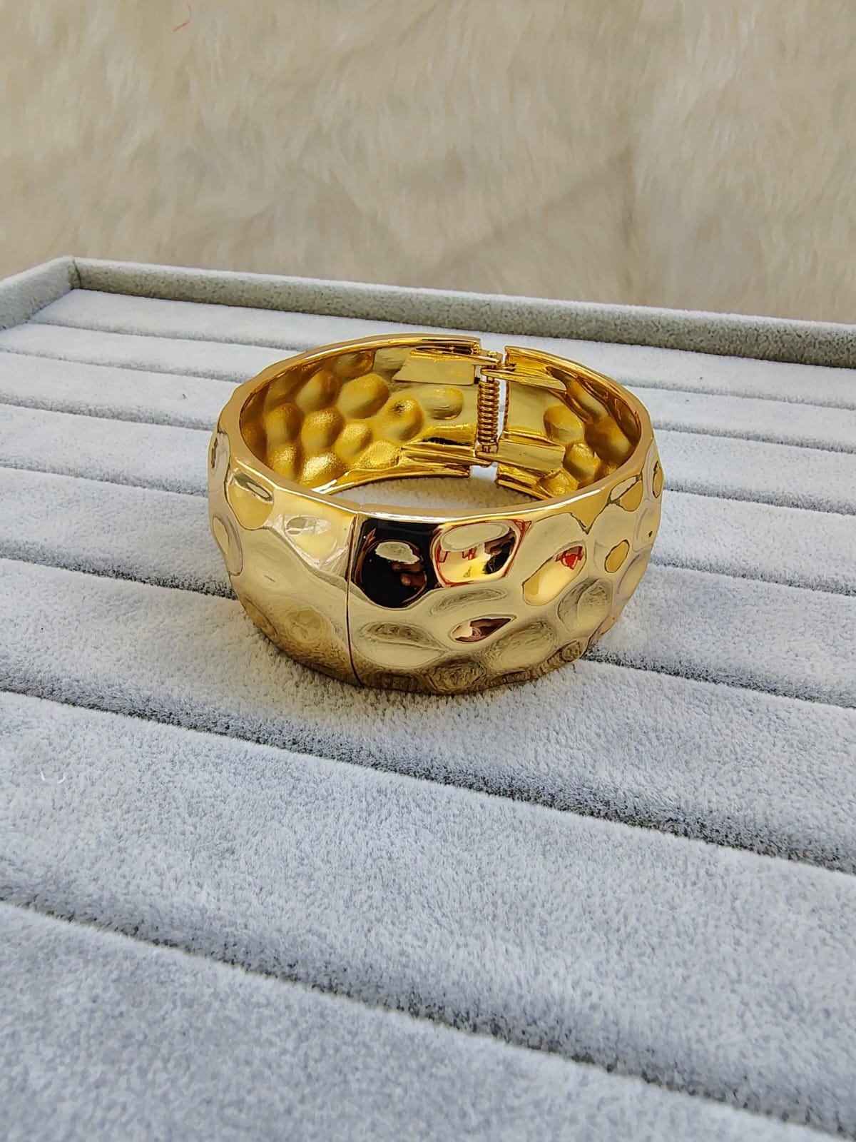 Gold Crushed Texture Bangle Bracelet - Stainless Steel