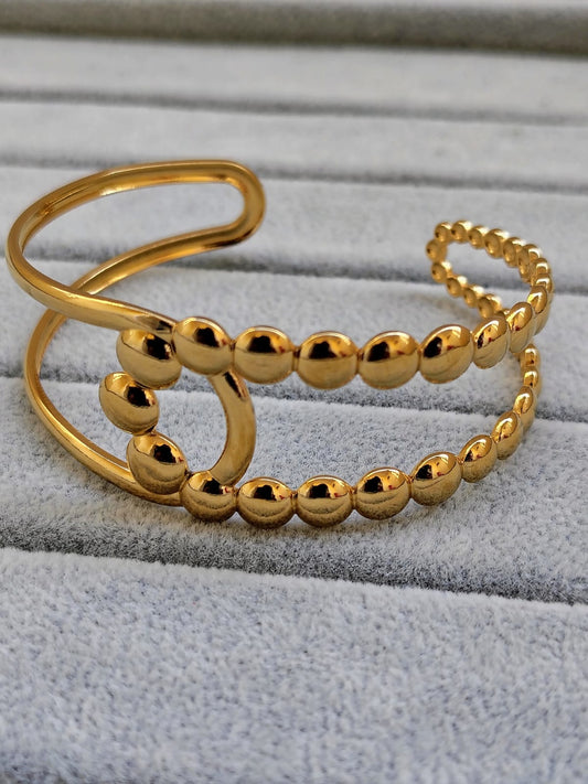 Elegant Gold Stainless Steel Openwork Bangle Bracelet